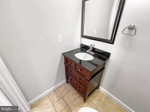 2268 White Cornus Ln, Reston, VA 20191 photo 6