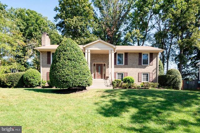 2006 Old Stage Rd, Alexandria, VA 22308