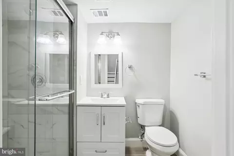 Bath - 11717 Decade Ct, Reston, VA 20191 photo 5 of 5