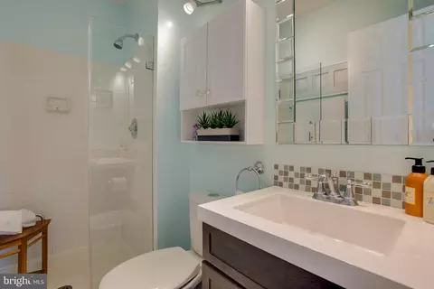 Bath - 7325 Stream Way, Springfield, VA 22152 photo 2 of 4