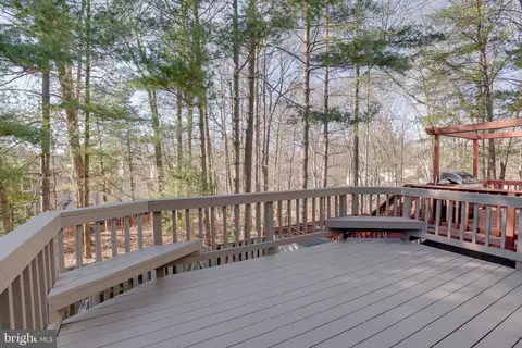 Exterior - 7325 Stream Way, Springfield, VA 22152 photo 7 of 13