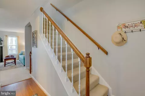 Entry Way - 7325 Stream Way, Springfield, VA 22152 photo 4 of 4