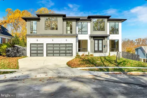 1907 Foxhall Rd, Mclean, VA 22101
