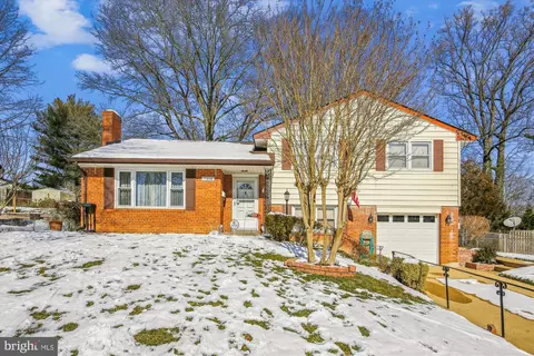 7308 Elgar St, Springfield, VA 22151