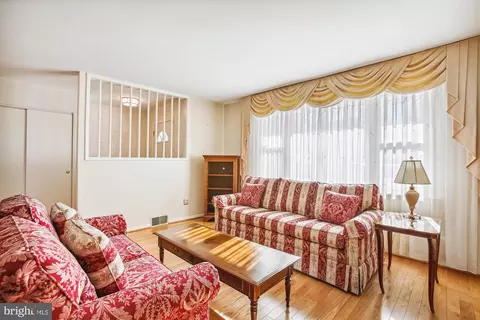 7308 Elgar St, Springfield, VA 22151 photo 6