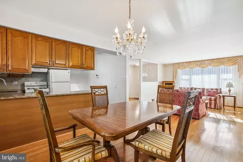 7308 Elgar St, Springfield, VA 22151 photo 10