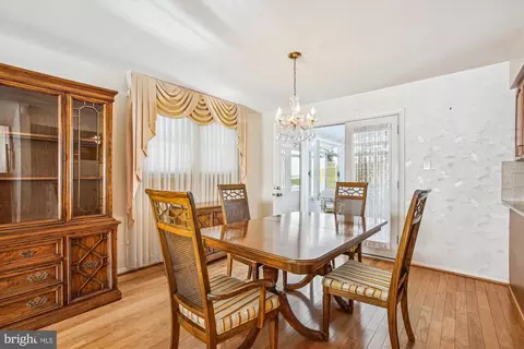 7308 Elgar St, Springfield, VA 22151 photo 8