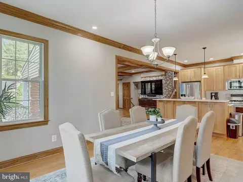 Dining - 6612 Ridgeway Dr, Springfield, VA 22150 photo 3 of 4