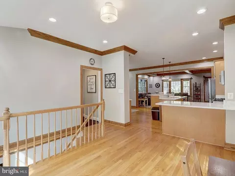 Entry Way - 6612 Ridgeway Dr, Springfield, VA 22150 photo 2 of 9