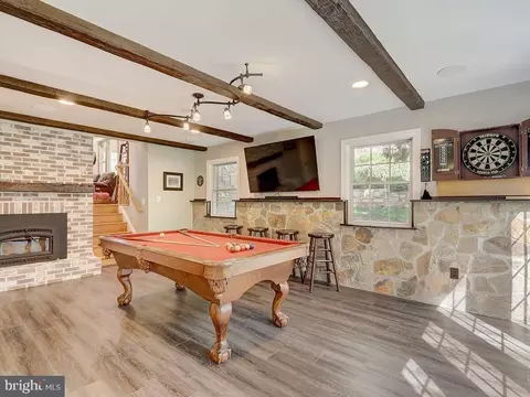 Living - 6612 Ridgeway Dr, Springfield, VA 22150 photo 9 of 10