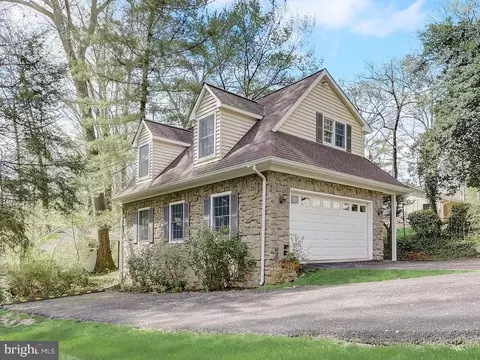 Exterior - 6612 Ridgeway Dr, Springfield, VA 22150 photo 8 of 26