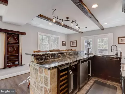 Kitchen - 6612 Ridgeway Dr, Springfield, VA 22150 photo 12 of 17
