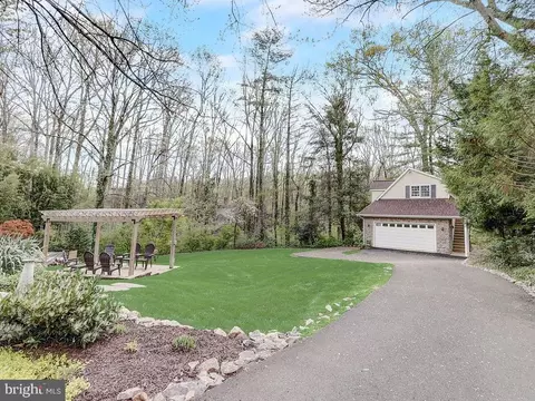 Exterior - 6612 Ridgeway Dr, Springfield, VA 22150 photo 26 of 26