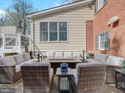 Exterior - 6612 Ridgeway Dr, Springfield, VA 22150 photo 13 of 26