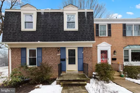 2330 Wheystone Ct, Vienna, VA 22182