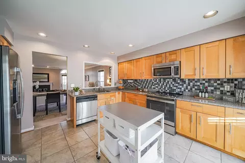 7434 Ridge Oak Ct, Springfield, VA 22153 photo 10