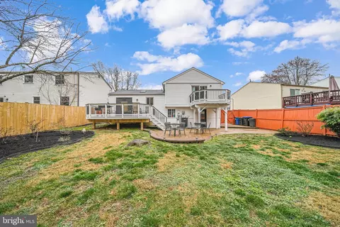 Exterior - 8496 Rippled Creek Ct, Springfield, VA 22153 photo 5 of 12