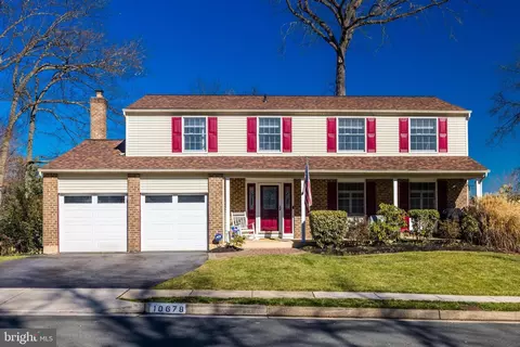 10678 John Ayres Dr, Fairfax, VA 22032
