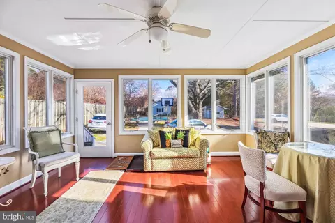 8705 Fort Hunt Rd, Alexandria, VA 22308