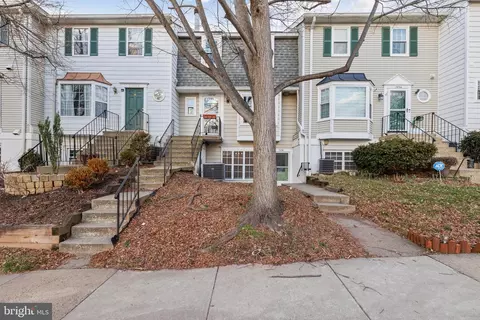 13756 Autumn Vale Ct #13F, Chantilly, VA 20151