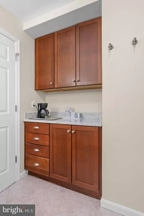 Kitchen - 5524 Beaconsfield Ct, Burke, VA 22015 photo 5 of 5