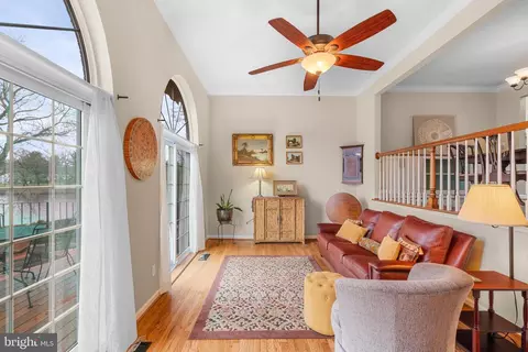 Living - 5524 Beaconsfield Ct, Burke, VA 22015 photo 1 of 7