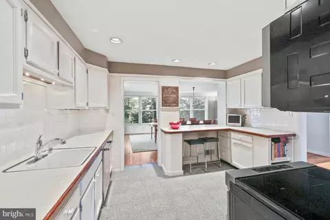 Kitchen - 7005 Sea Cliff Rd, Mclean, VA 22101 photo 2 of 2