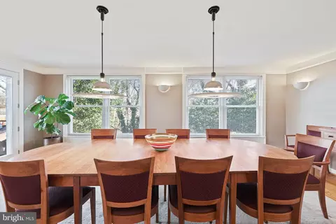 Dining - 7005 Sea Cliff Rd, Mclean, VA 22101 photo 2 of 3