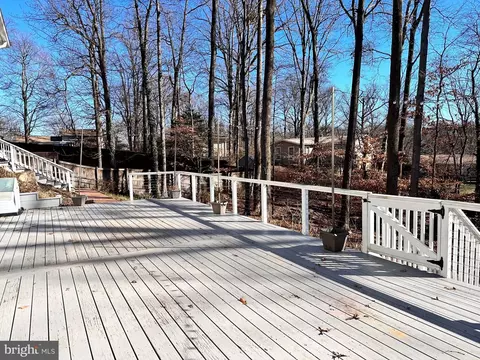 Exterior - 6316 Gormley Pl, Springfield, VA 22152 photo 3 of 3