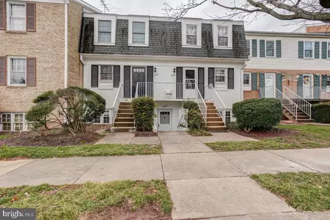 14463 Cool Oak Ln, Centreville, VA 20121