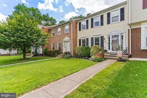 7949 Pebble Brook Ct, Springfield, VA 22153 photo 2