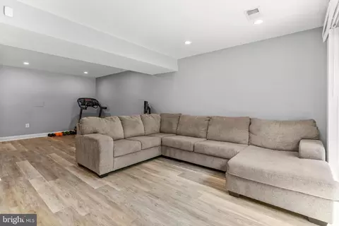 7949 Pebble Brook Ct, Springfield, VA 22153 photo 23