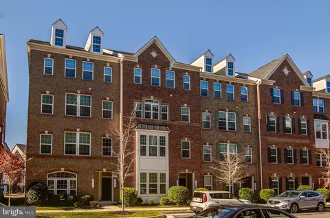 3210 Yeager Dr #5C, Herndon, VA 20171