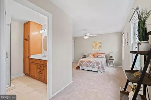 5242 Lonsdale Dr, Springfield, VA 22151 photo 27