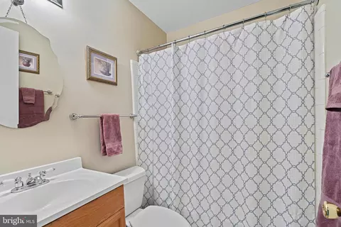 5242 Lonsdale Dr, Springfield, VA 22151 photo 22