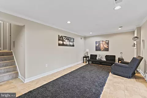 5242 Lonsdale Dr, Springfield, VA 22151 photo 36