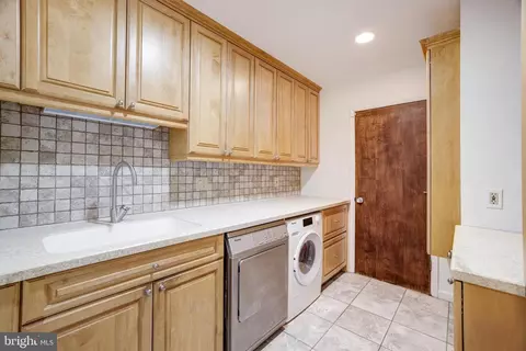 11507 Purple Beech Dr, Reston, VA 20191 photo 24