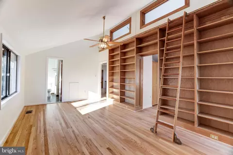 11507 Purple Beech Dr, Reston, VA 20191 photo 28