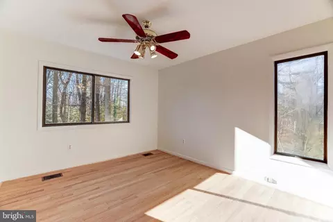 11507 Purple Beech Dr, Reston, VA 20191 photo 36