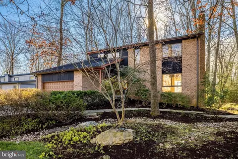 11507 Purple Beech Dr, Reston, VA 20191