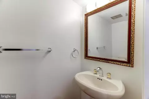 11507 Purple Beech Dr, Reston, VA 20191 photo 6