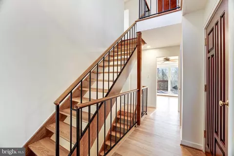 11507 Purple Beech Dr, Reston, VA 20191 photo 4