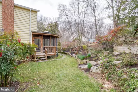 Exterior - 7912 Delozier Ct, Springfield, VA 22153 photo 3 of 7