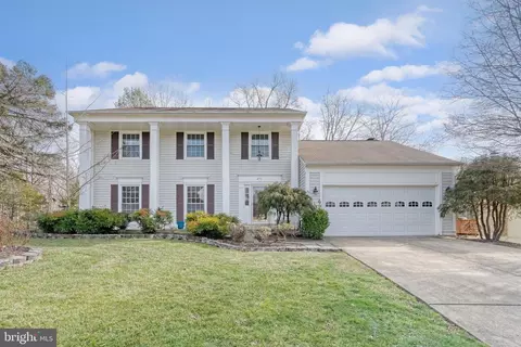4711 Logwood Ln, Chantilly, VA 20151