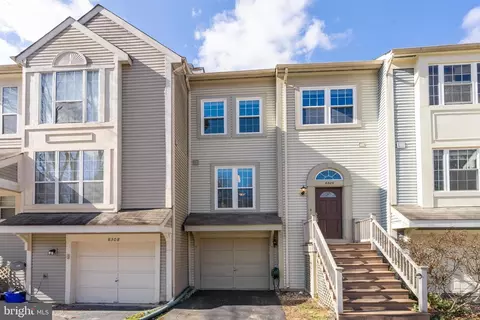 8306 Southern Oaks Ct, Lorton, VA 22079