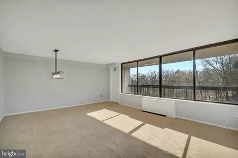 3705 S George Mason Dr #310S, Falls Church, VA 22041