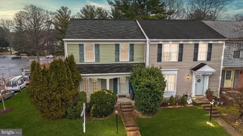 6021 Meyers Landing Ct, Burke, VA 22015