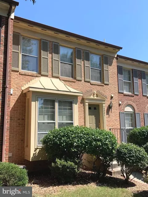 6081 Talavera Ct, Alexandria, VA 22310