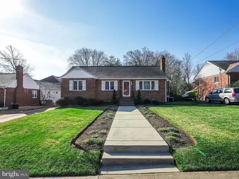 7201 Essex Ave, Springfield, VA 22150