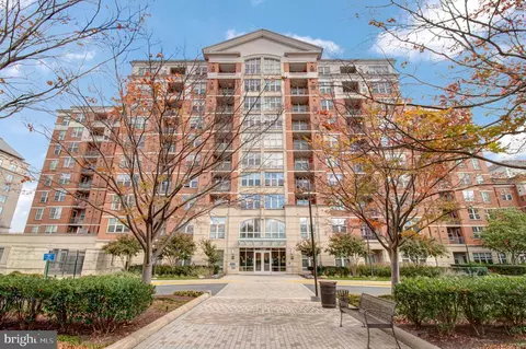 11760 Sunrise Valley Dr #701, Reston, VA 20191